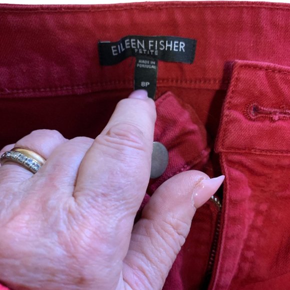 Eileen Fisher Red small women's JEANS, petite, zipper fly - Picture 10 of 10